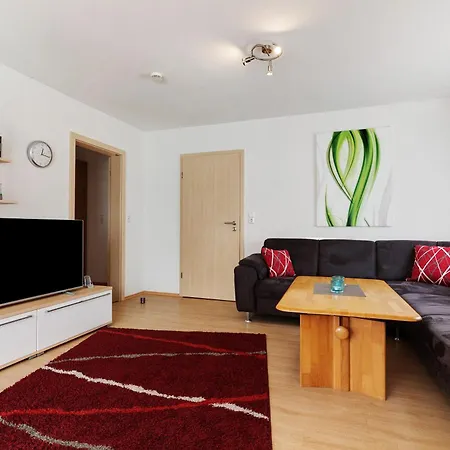 Hog , Apartment